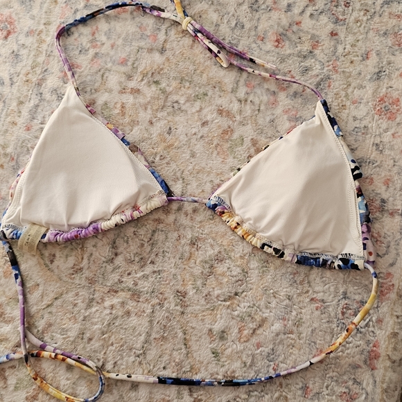 Victoria's Secret Floral Multicolor Triangle Ruffle Bikini Top - Picture 3 of 4